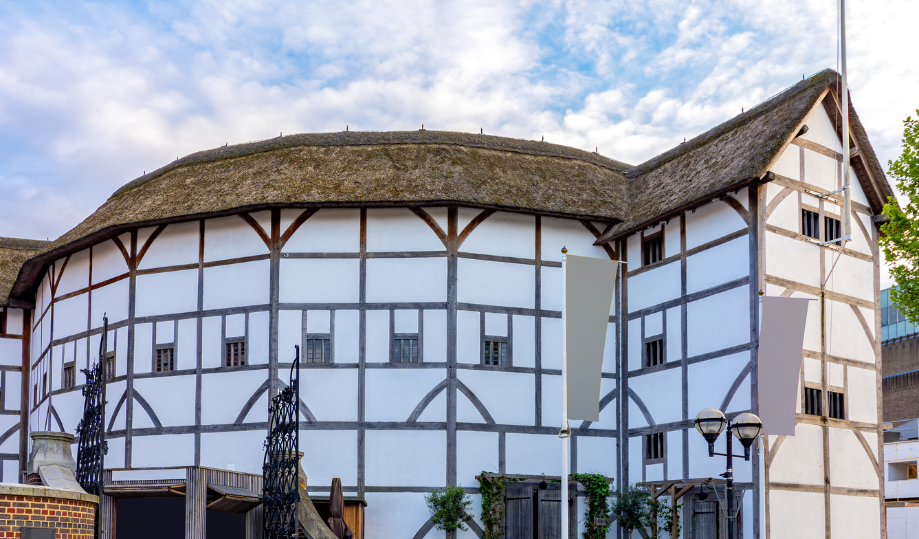 Shakespeare’s Globe on Bankside — timber frame and thatched roof